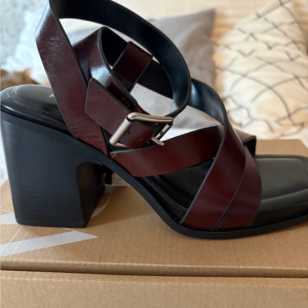 Zara Black and Brown Heels Modern Minimalist Design